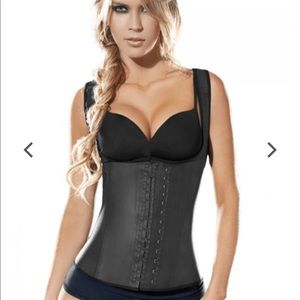 Ann Chery Womens latex full Vest,S/32, Black